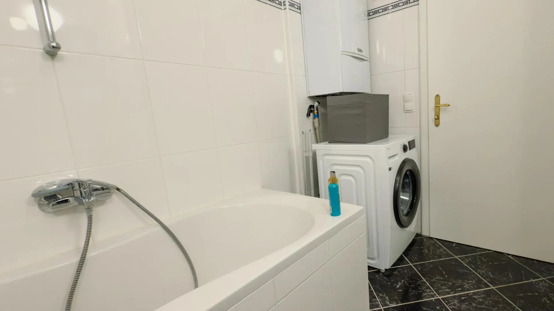 110Qm, 4 Bedrooms, Near Schoenbrunn - Axara Housing Osw 33 维也纳 公寓